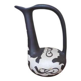 VTG Studio Art Pottery Pitcher Ewer Gray/Black Cream Sgraffito Signed Sujate 11" For Sale