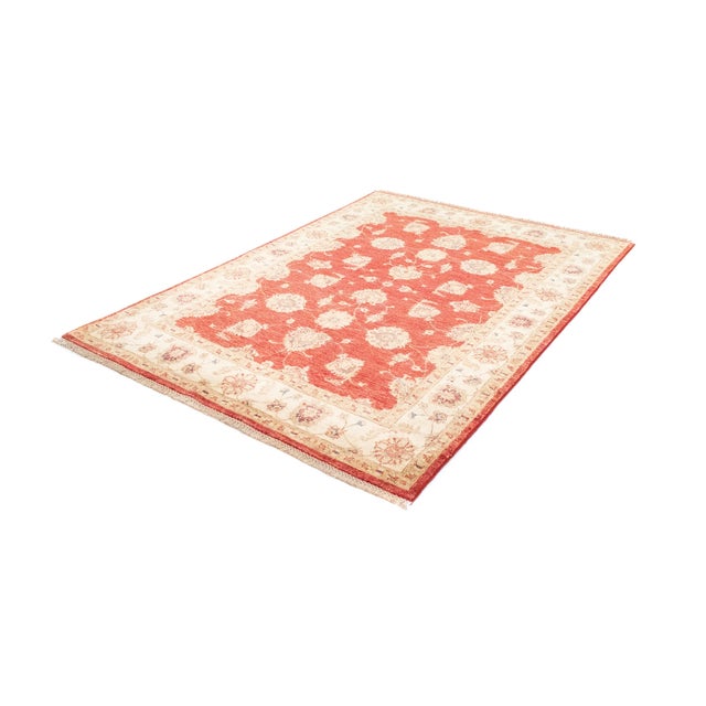 Middle Eastern Rug in Wool For Sale - Image 3 of 10