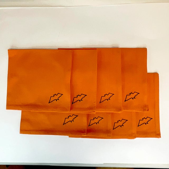 American 1980s Vintage Boho Chic French Linen Halloween Bat Napkins - Set of 8. For Sale - Image 3 of 8