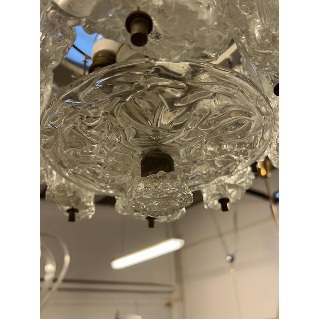 Chandelier from Barovier & Toso, 1950s, in Very Good conditions. Designed 1950 to 1959 This piece has an attribution mark,...