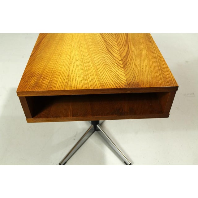 Turntable, Former Czechoslovakia, 1970s For Sale - Image 10 of 13