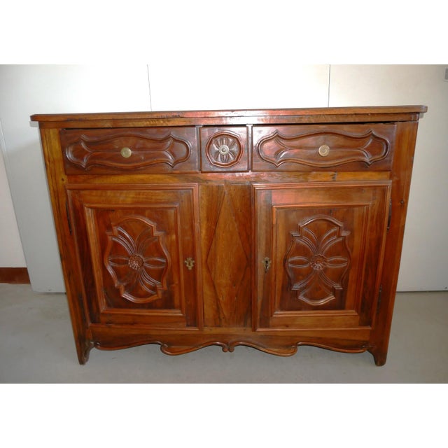 Antique Walnut Buffet from Piedmont, 1800s For Sale - Image 15 of 17