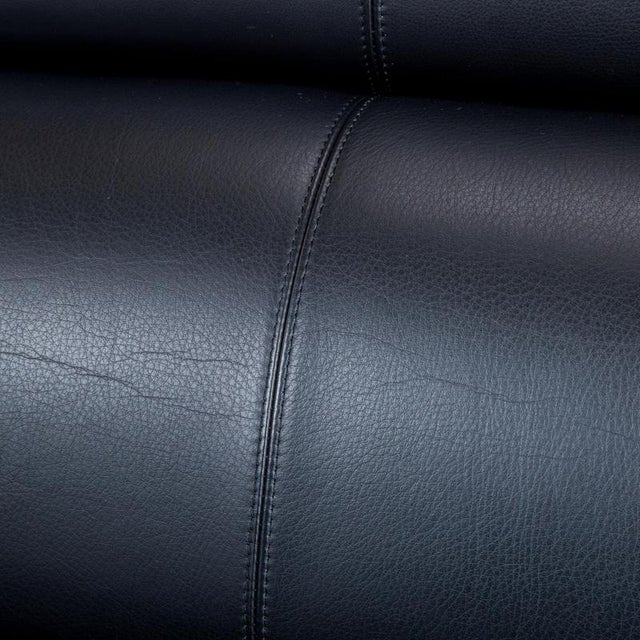 Modern Black Leather Madison Two-Seater Sofa with Aluminum Legs from Poltrona Frau For Sale - Image 3 of 10