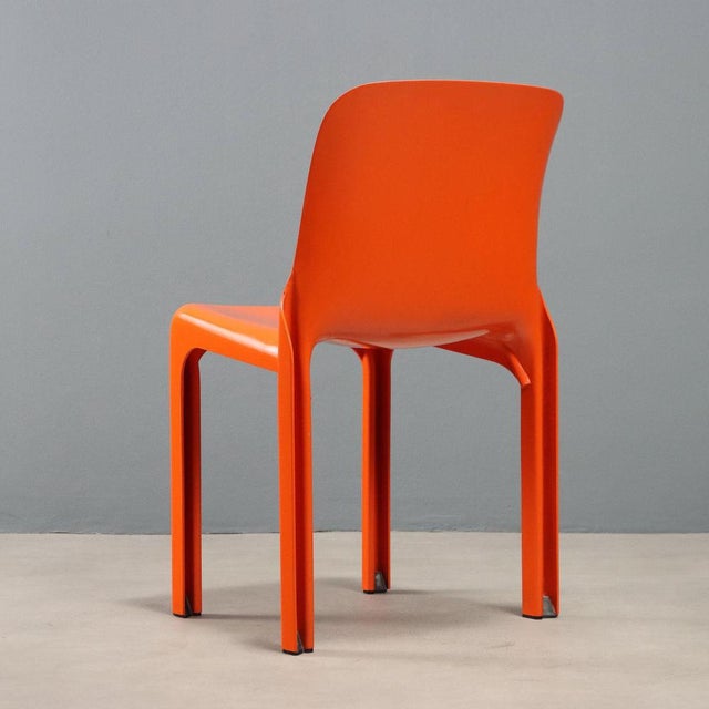 Plastic Selene Chair by Vico Magistretti for Artemide, 1960s For Sale - Image 7 of 10