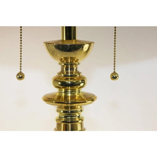 Vintage Late 20th Century Polished Brass Turned Column Table Lamp For Sale - Image 4 of 12