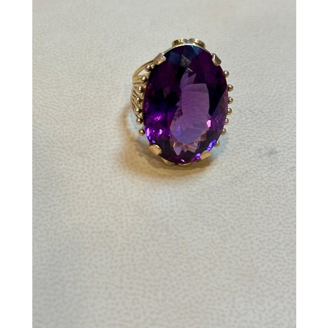 27 Carat Amethyst Cocktail Ring in 14 Karat Yellow Gold For Sale - Image 11 of 18