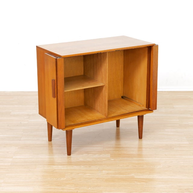 1960s Mid Century Record Storage Cabinet For Sale - Image 4 of 9