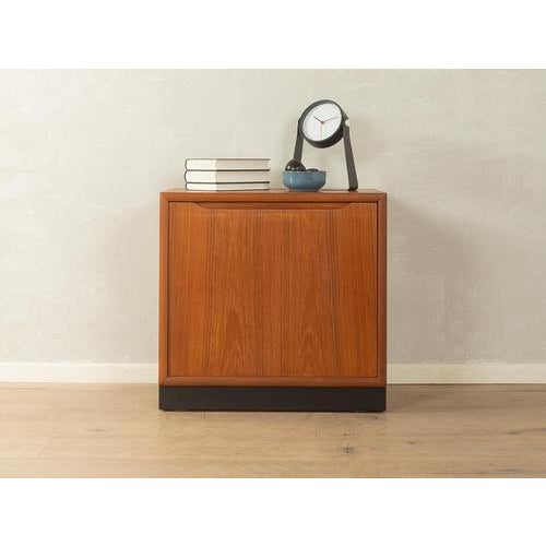 Wooden Chest of Drawers, 1960s For Sale - Image 7 of 7