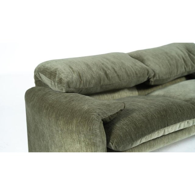 Mid-Century Modern Maralunga Sofa by Vico Magistretti for Cassina, 1970 For Sale - Image 9 of 11