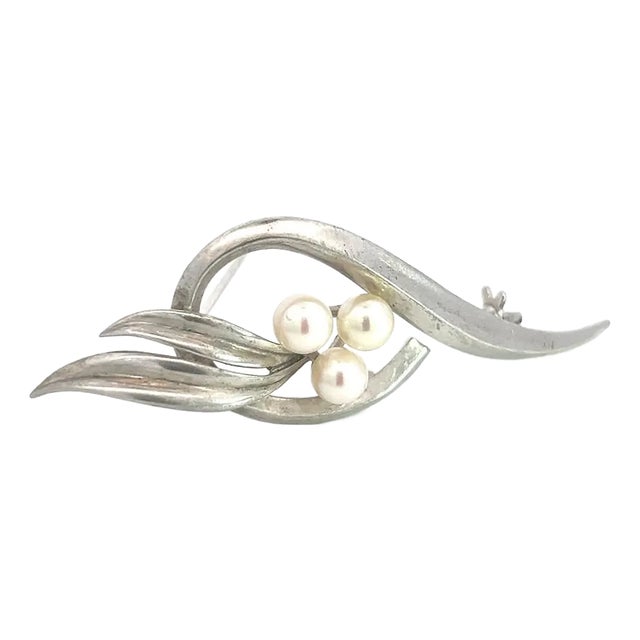 1990s Mikimoto Estate Akoya Pearl Brooch 2.5" Sterling Silver 5.50 mm For Sale
