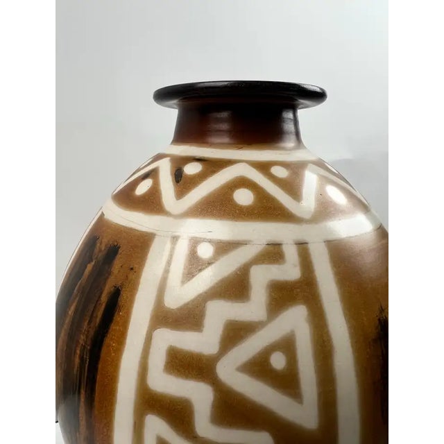 Studio Pottery Brown & Off White Vase W Tribal-Inspired Geometric Motifs Signed For Sale - Image 12 of 13