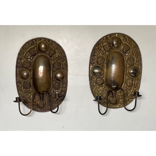 Early American 19th Century Hammered Brass Double Arm Wall Sconces - Set of 2 For Sale - Image 12 of 12