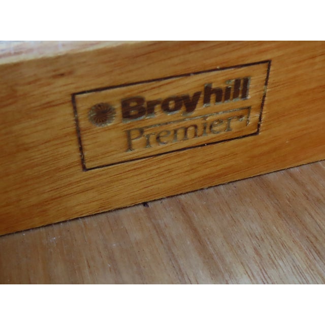 Broyhill Hollywood Regency Long Low Dresser Sideboard Media Cabinet 6353 For Sale - Image 10 of 18