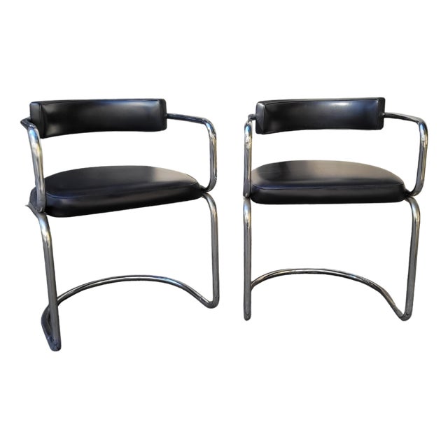 Modern Bauhaus Armchairs in Chromed Steel and Black Leather, Switzerland, 1970s, Set of 2 For Sale