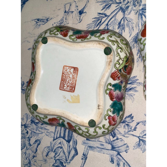 Rose Mid 20th Century Chinese Porcelain Container With Lid For Sale - Image 8 of 10