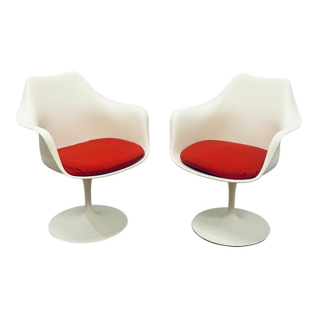 Authentic Eero Saarinen for Knoll Tulip Dining Arm Chairs 1956 Mid Century Modern For Sale