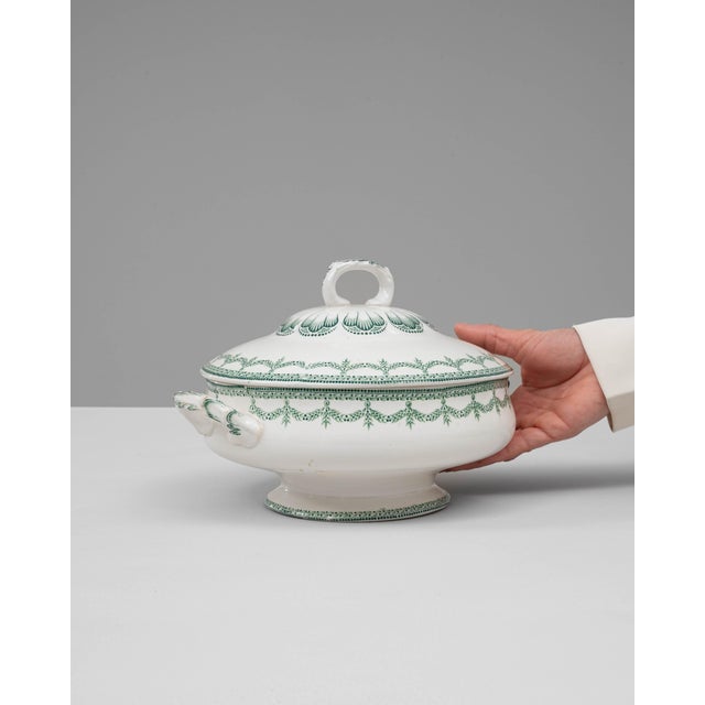 20th Century Belgian Special Edition Porcelain Tureen with Lid For Sale - Image 4 of 18