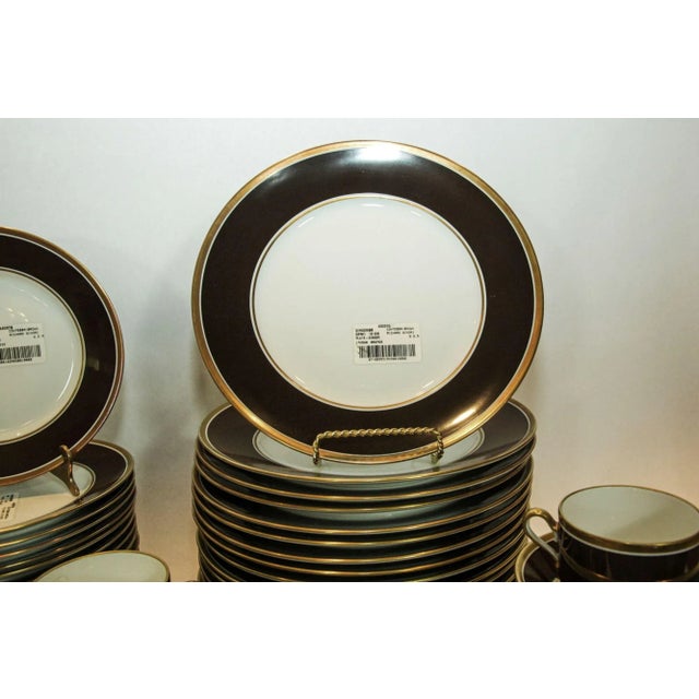 Richard Ginori Contessa Brown and Gold Porcelain Dinner Service, 93 Pieces, Italy, 1980s For Sale In Palm Springs - Image 6 of 12