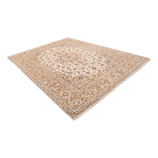 Middle Eastern Rug in Wool For Sale