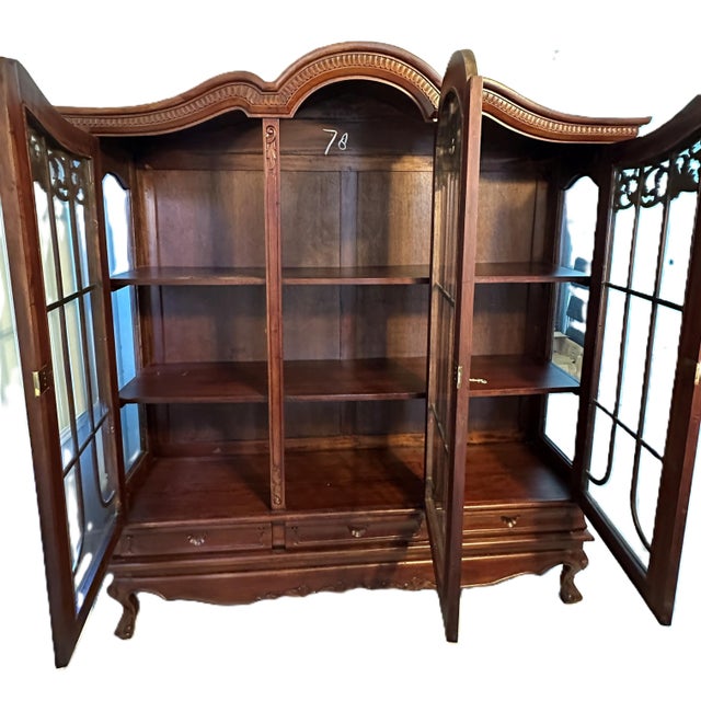 Chippendale Vintage Chippendale Style 3-Door Mahogany China Cabinet W/ 3 Drawers & Key For Sale - Image 3 of 11