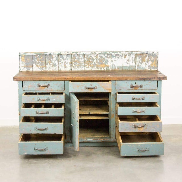 Vintage Industrial Work Counter, in Flawless conditions. Designed 1950 to 1959
