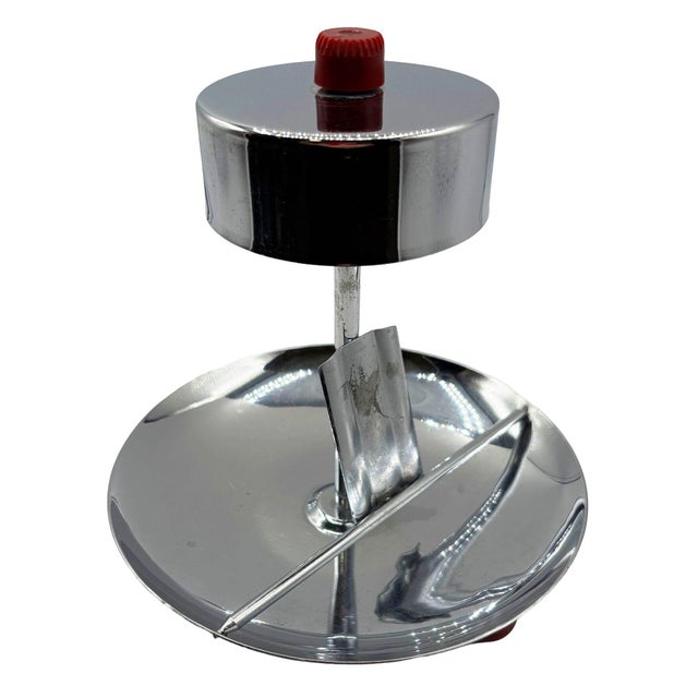Mid-Century Modern Early Mid 20th Century Chrome and Bakelite Ashtray W/ Pull-Match Dispenser For Sale - Image 3 of 9