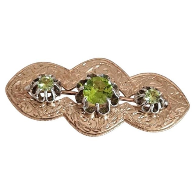 Antique Yellow & White Gold Peridot Brooch For Sale - Image 9 of 9