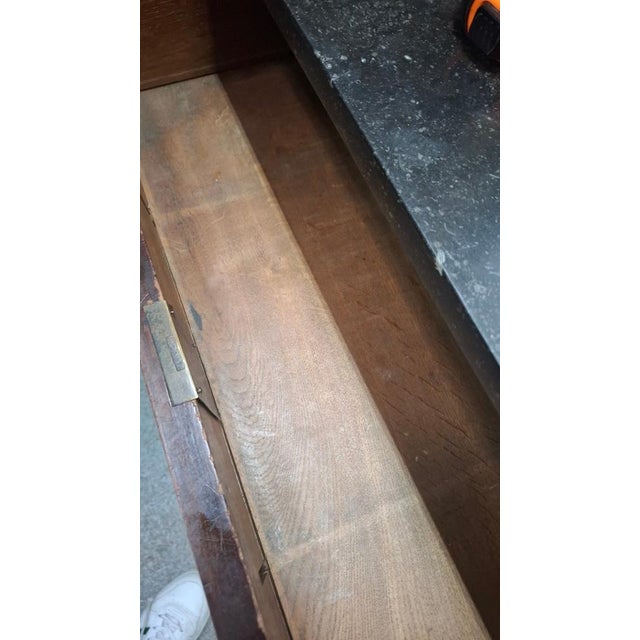 Traditional Empire-Style Mahogany Chest of Drawers, 1860 For Sale - Image 3 of 9