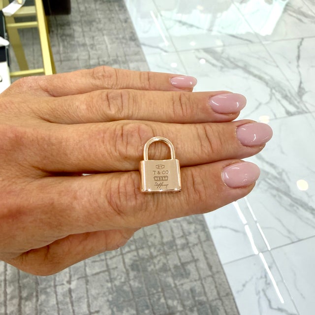 Gold Tiffany & Co. 1837 Padlock Rose Tone Rubedo Metal Lock Charm Pendant For Sale - Image 8 of 8