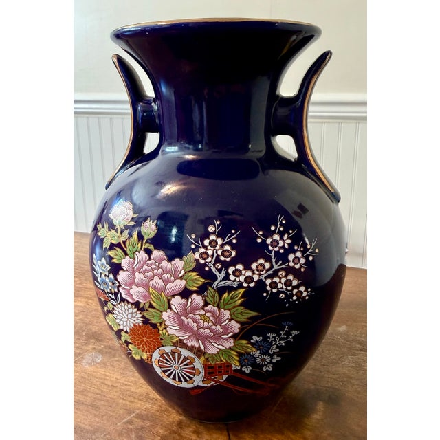 Mid 20th Century Japanese Ceramic Floral Vase For Sale - Image 9 of 12