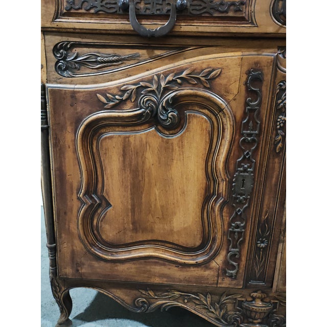 Exceptional Mid-19th Century French Provincial Buffet À Deux Corps in Walnut | Circa 1850 | Hand-Carved For Sale - Image 9 of 18