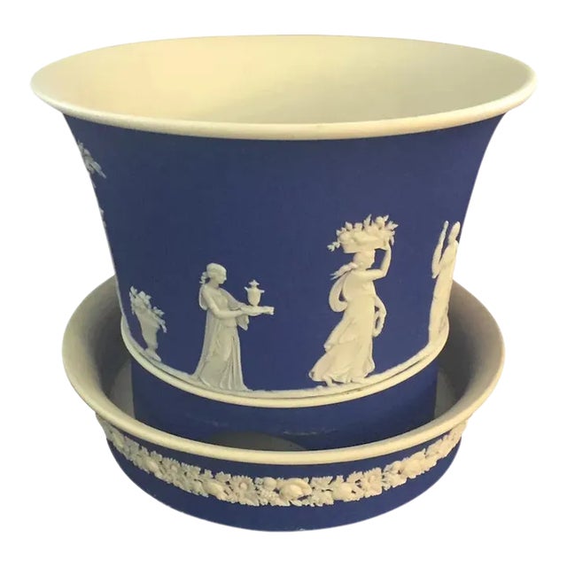 Antique 19th Century Wedgwood Neoclassical Jasperware Cachepot For Sale