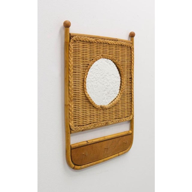 French Entry Hall Mirror Key Holder in Rattan and Bamboo, 1950 For Sale - Image 3 of 10