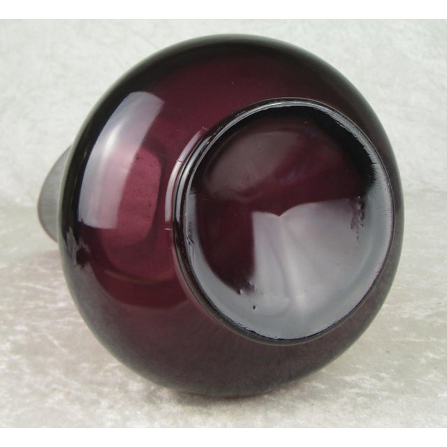 l.e. Smith Purple Amethyst Smoothie Swung Glass Vase 14-3/4 Inch For Sale - Image 15 of 15
