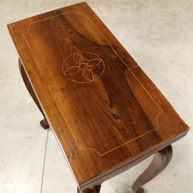 18th Century Louis XV Italian Table Console in Walnut For Sale - Image 14 of 16