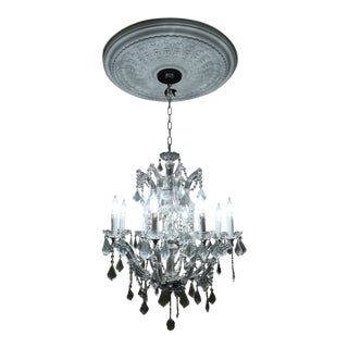Crystal 8 Arm Traditional Chandelier For Sale