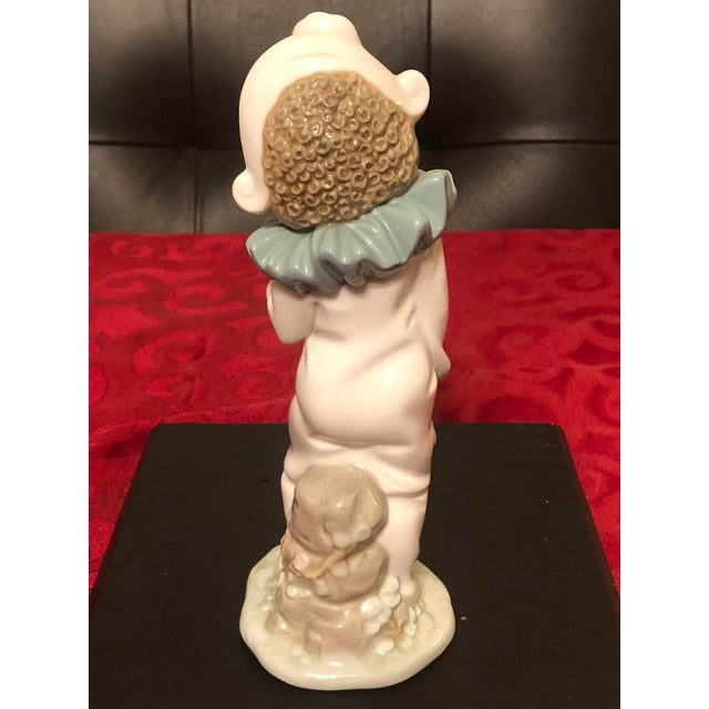 Figurative Vintage Spanish Nao by Lladró Porcelain Clown Figurine "A Bird in Hand" For Sale - Image 3 of 8