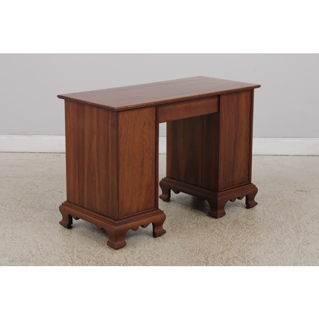 Stickley Cherry Kneehole Desk Vanity & Bench For Sale - Image 11 of 18
