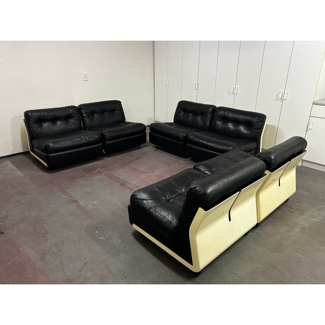 Mid-Century Modern Circa 1970 Original Black Leather Amanta Lounge Chairs by Mario Bellini for C&b Italia For Sale - Image 3 of 18