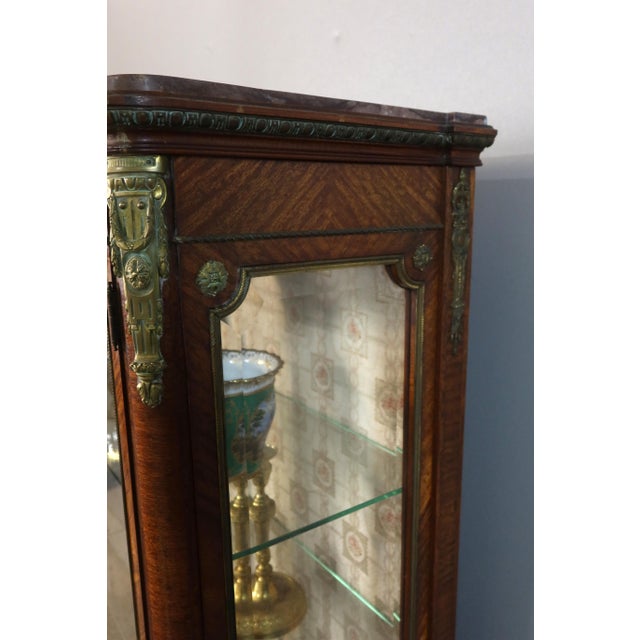 Transition Style Display Cabinet, 19th Century For Sale - Image 9 of 14