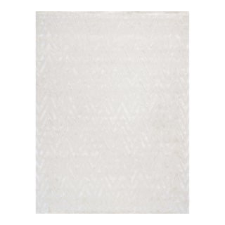 Edgy Hand-Tufted Ivory Area Rug- 5' 0'' X 8' 0'' For Sale