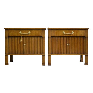 Mid Century Transitional Nightstands by Henredon - A Pair For Sale