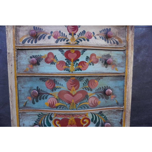 Boho Chic 5-Drawer Dresser Decorated by Peter Hunt c.1930 For Sale - Image 3 of 9