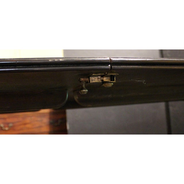 Early to Mid-20th Century English Double Pedestal Dining Table For Sale - Image 4 of 7