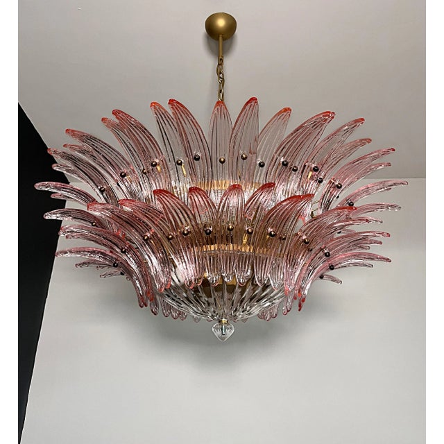 CHECK DIFFERENT VARIANTS DUTIES FREE Beautiful and incredible Murano Glass chandelier. This chandelier it made by 82...