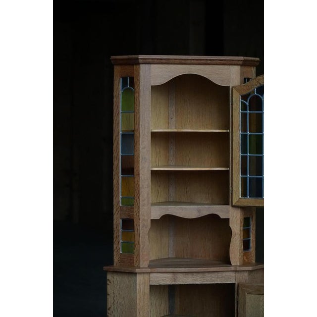 Mid-Century Danish Oak Corner Cabinet with Leaded Stained Glass, 1940s For Sale - Image 11 of 12