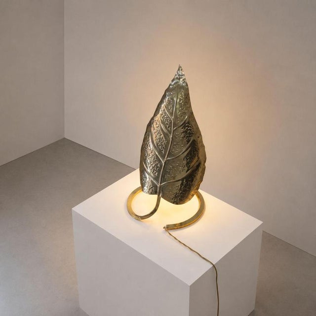Vintage Italian Table Lamp in Brass, 1970s For Sale - Image 6 of 8