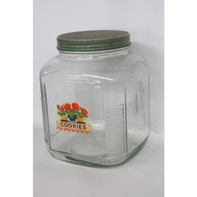 Mid-Century Modern Anchor Hocking Large Square Cookie Jar Cannister Container With Green Lid 4480b For Sale - Image 3 of 15