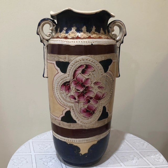 Japanese Antique Early 20th Century Chinese Hand-Painted Floor Vase For Sale - Image 3 of 10