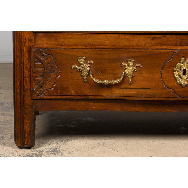 18th Century French Régence Walnut Chest of Drawers With Brass Pulls, Lyon For Sale In New York - Image 6 of 18